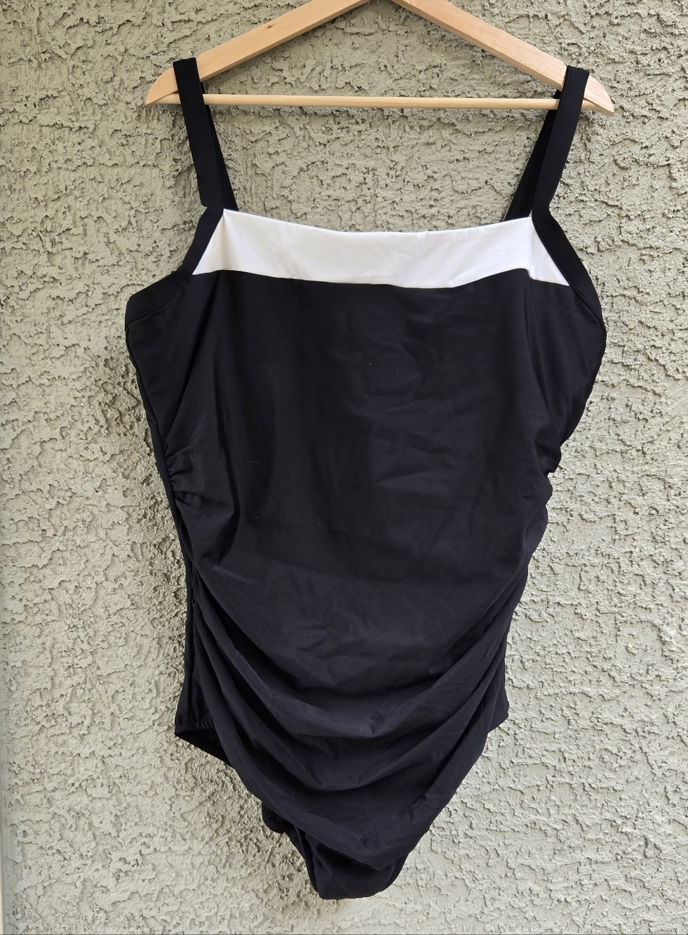 Miraclesuit Kara Classic Black & White One-Piece Swimsuit - Picture 2 of 12